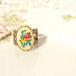 Something To Talk About - Vintage Flower Ring