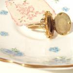 Buttercup - Vintage Locket Ring Gold