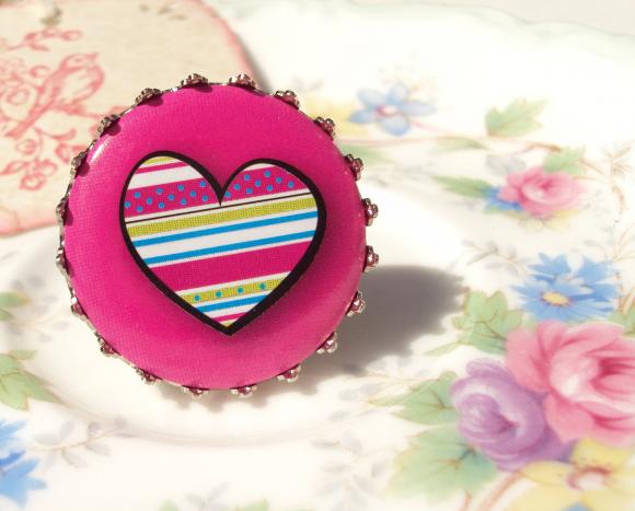 Young At Heart - Silver Pink Heart Ring